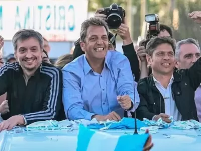 Kicillof, Massa y M&aacute;ximo Kirchner se reunieron para fortalecer la unidad del peronismo y avanzar en la agenda hacia 2027