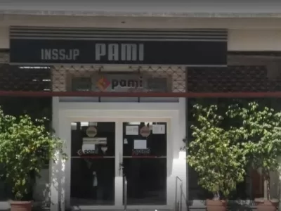 Caos total en PAMI: &Eacute;xodo de m&eacute;dicos y la delegaci&oacute;n en completa acefal&iacute;a