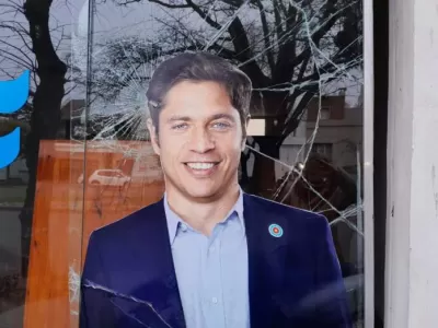 Investigan el ataque contra un local pol&iacute;tico tras la rotura de un panel de vidrio
