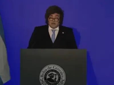 Milei anunci&oacute; baja de retenciones para el campo y sectores industriales