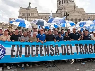 Paro general: habr&aacute; bancos y transporte paralizados y una movilizaci&oacute;n contra la reforma laboral