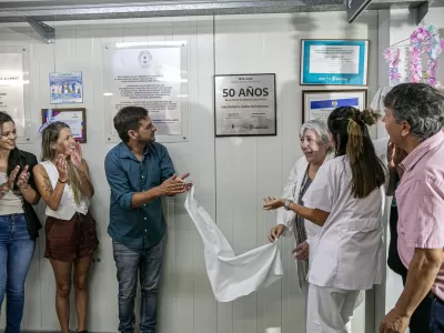 El municipio acompa&ntilde;&oacute; la colocaci&oacute;n de placas en los hospitales provinciales a 50 a&ntilde;os del golpe c&iacute;vico-militar