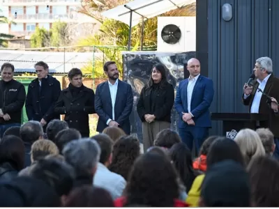 Kicillof y Katopodis inauguraron un nuevo Mercado Bonaerense Fijo