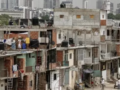 Informe advierte que casi la mitad de los hogares argentinos sufre alg&uacute;n tipo de d&eacute;ficit habitacional