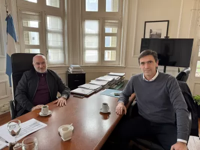 Rogelio Iparraguirre y el rector de la UNICEN reclamaron avanzar con la Ley de Financiamiento Universitario