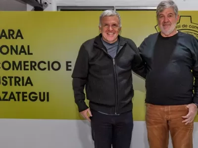 Carlos Balor se reuni&oacute; con comerciantes para analizar la situaci&oacute;n del sector