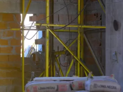 Comienza el juicio por la ca&iacute;da de un obrero desde un quinto piso en una obra c&eacute;ntrica