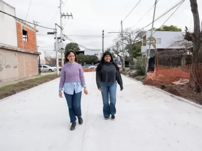 Avanza la obra de pavimentaci&oacute;n de 37 nuevas cuadras en Ezpeleta