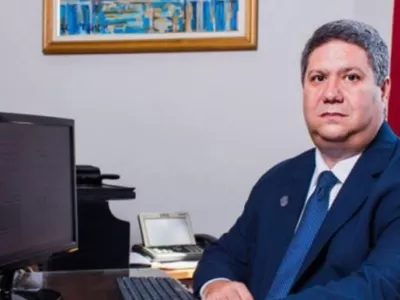Petraglia criticó a Petrecca por la privatización del mantenimiento de caminos rurales