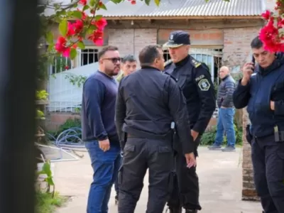 Investigan el hallazgo de dos mujeres muertas tras un incendio en el barrio Thompson