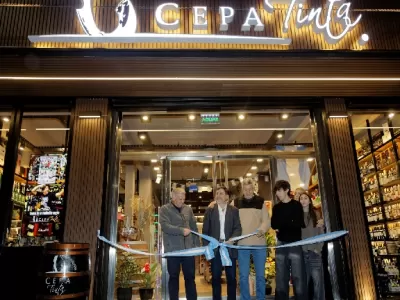 Entregaron la habilitaci&oacute;n para la ampliaci&oacute;n del emprendimiento familiar Cepa Tinta