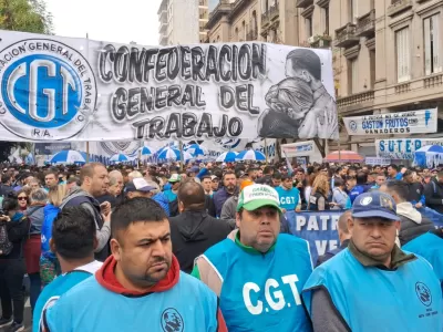 La CGT se moviliza a Plaza de Mayo a 50 a&ntilde;os del golpe y se suma a una masiva jornada por Memoria, Verdad y Justicia